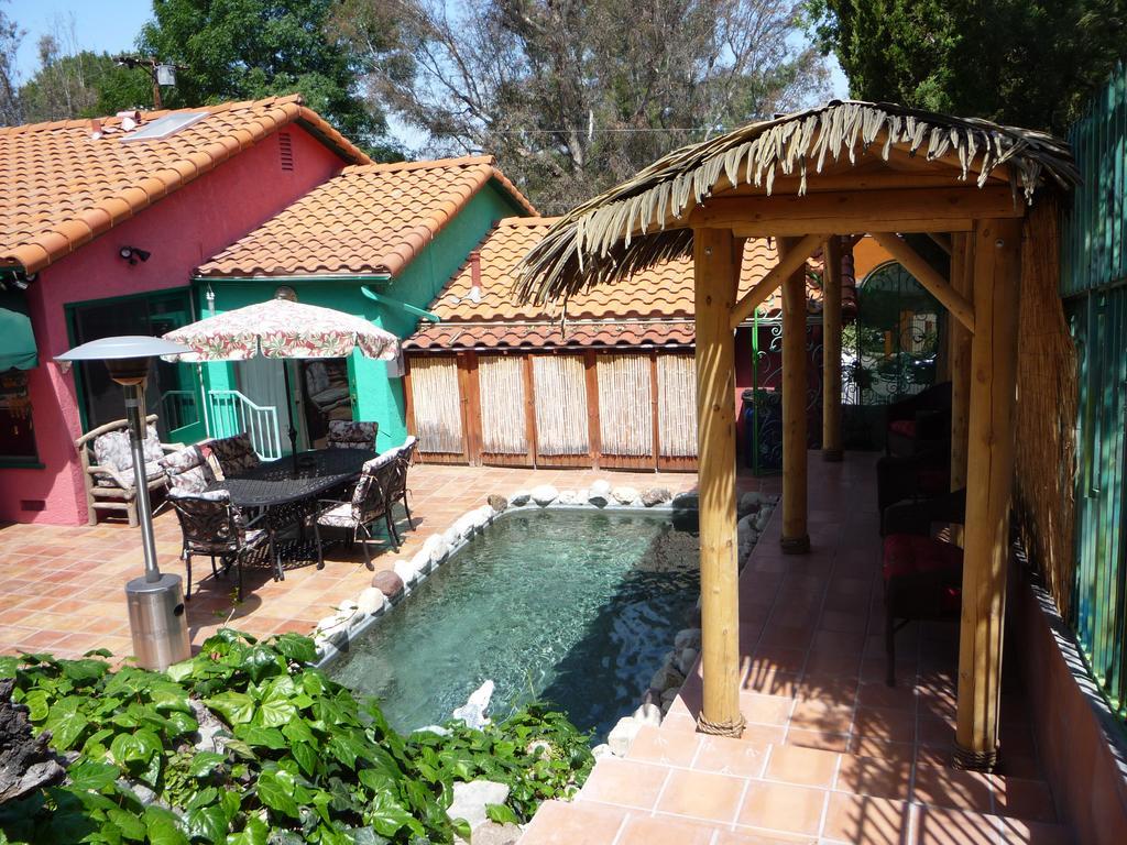 Woodland Hills Calabasas Guesthouses Los Angeles Exterior photo